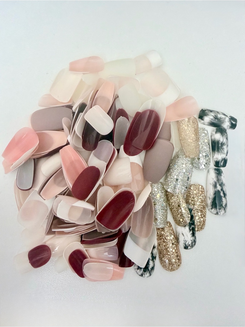 130+ Assorted Women's Press-On Nail Replacement Pieces